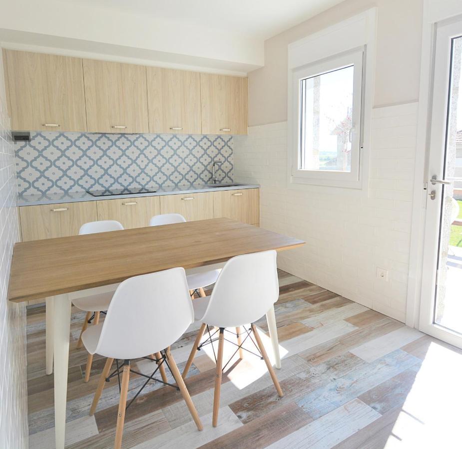 Galihost - Apartamentos Mamuela Ribadumia Exteriér fotografie