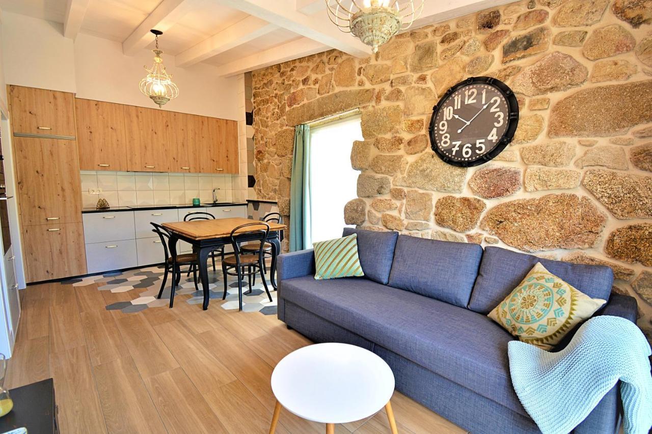 Galihost - Apartamentos Mamuela Ribadumia Exteriér fotografie